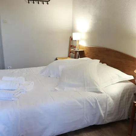 Logis Le Relais De ホテル